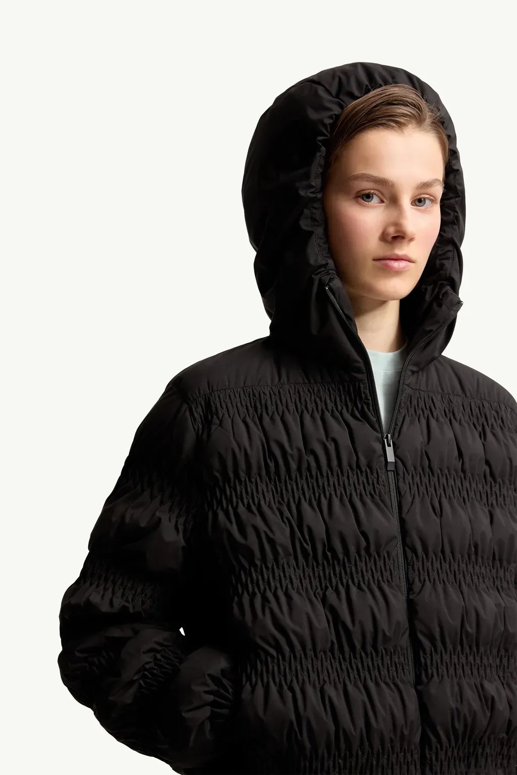Noyer Gather-Quilted Hooded Short Down Jacket