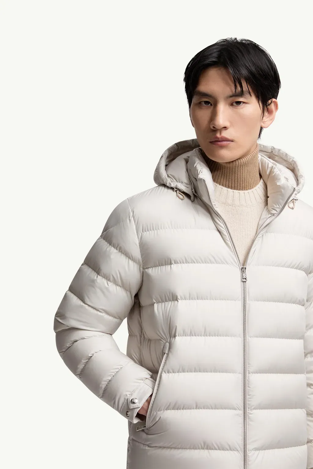 Arneb Hooded Short Down Jacket