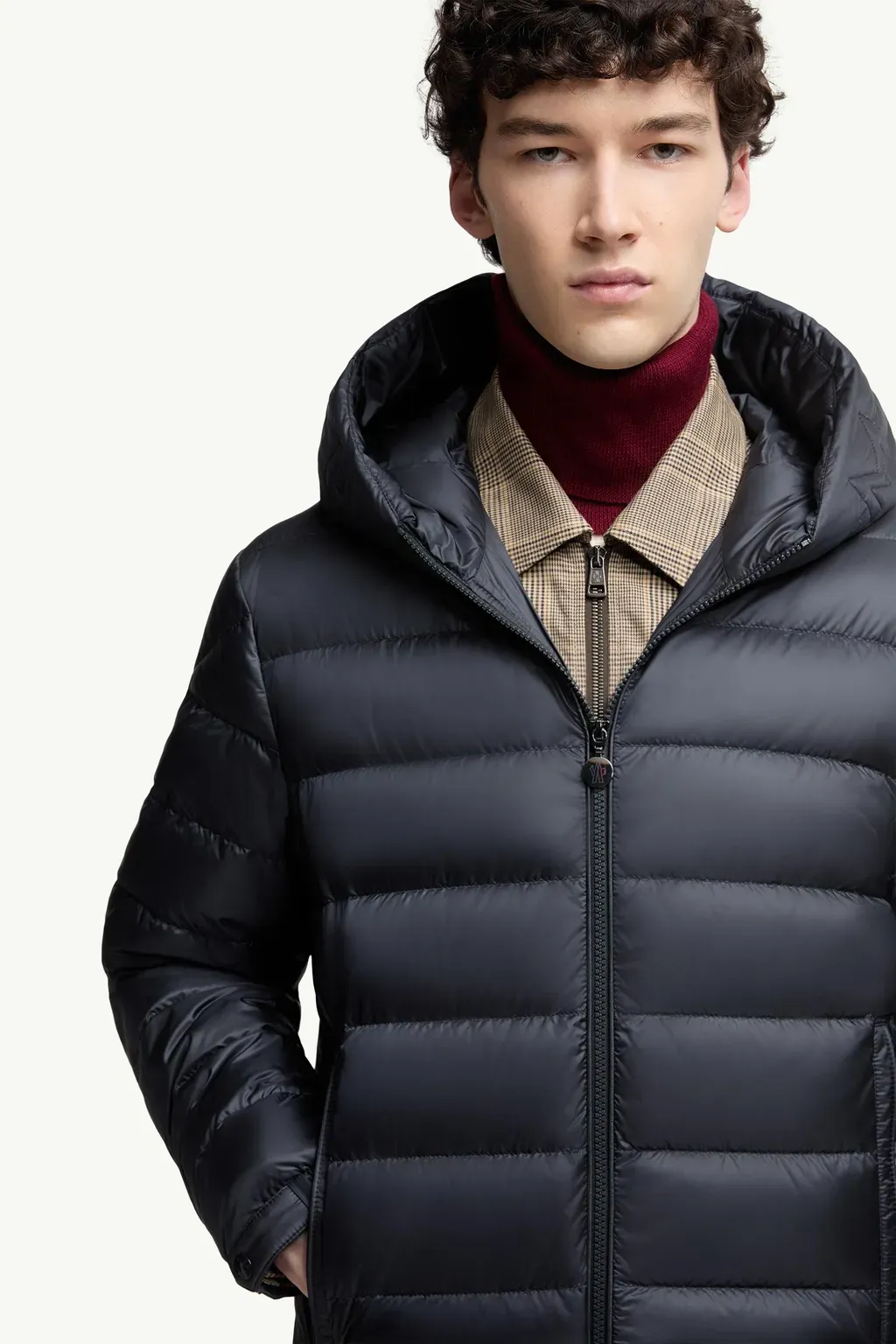 Najan Hooded Short Down Jacket