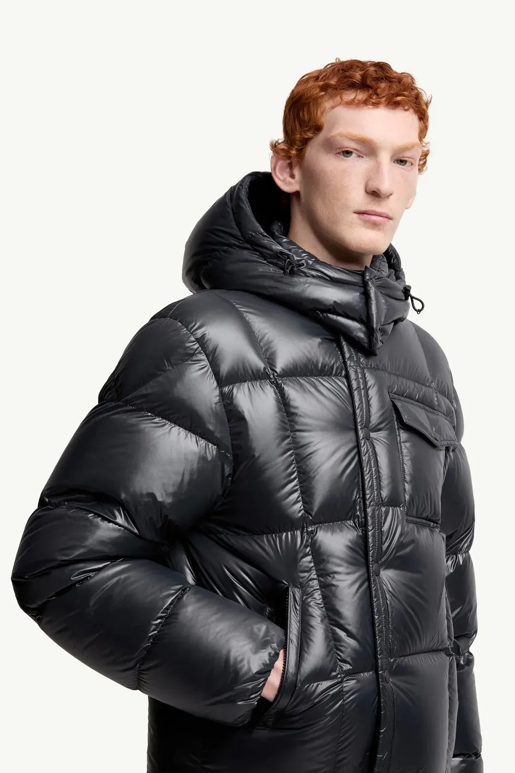 Serfanto Hooded Short Down Jacket