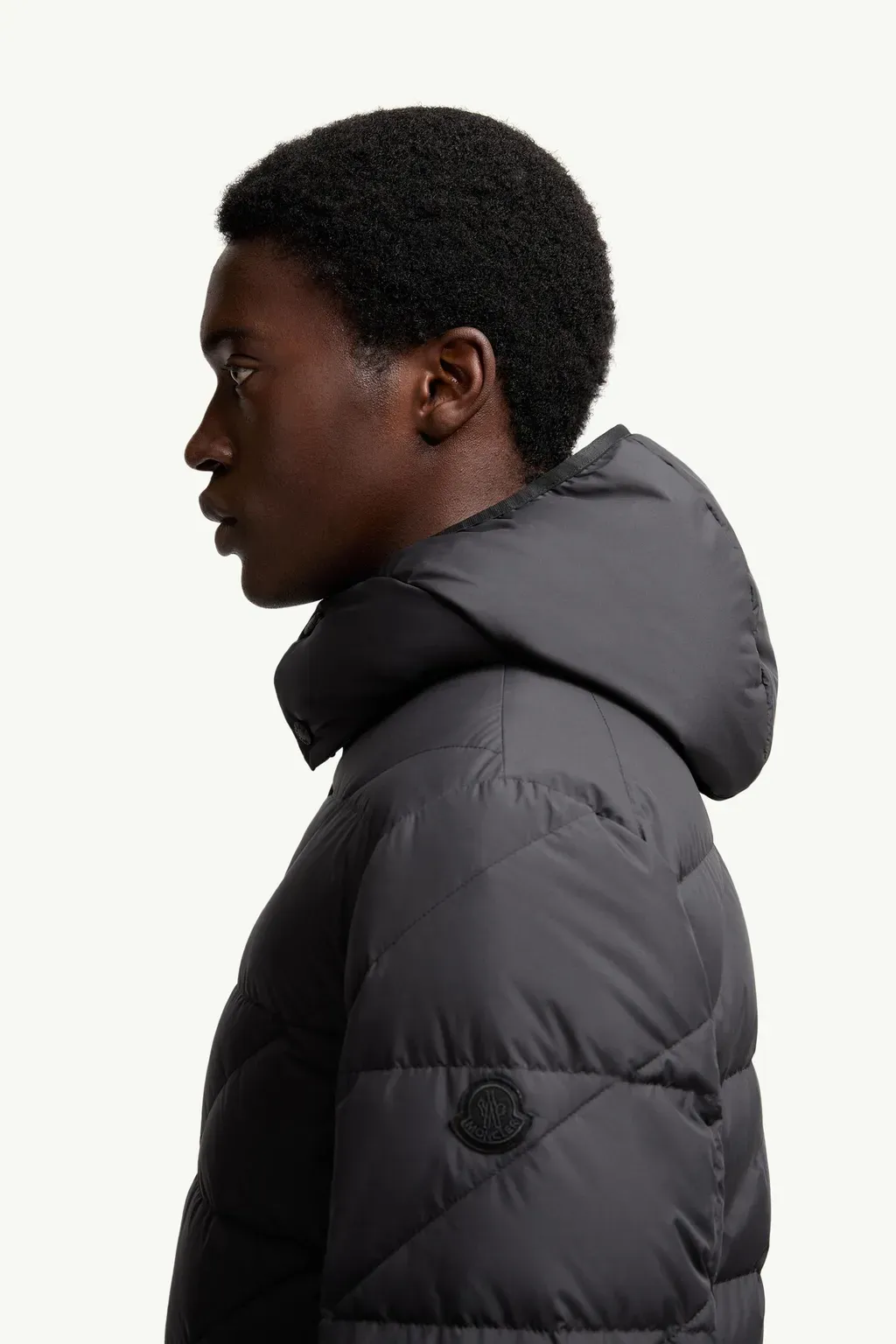 Sciros Diagonal-Quilted Hooded Short Down Jacket