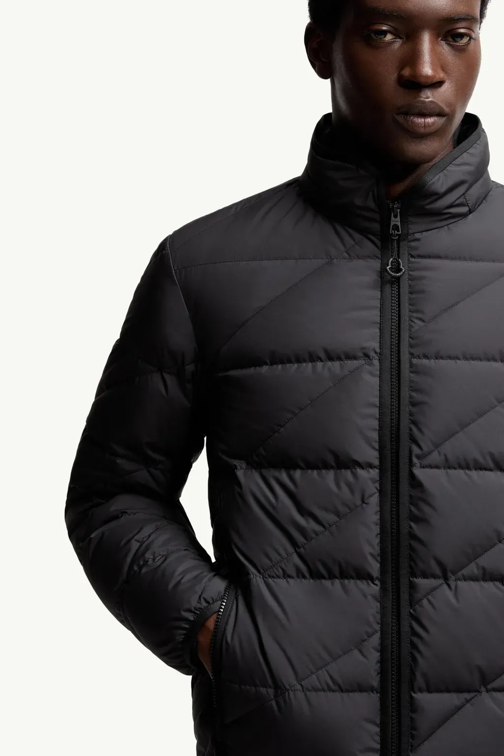 Sciros Diagonal-Quilted Hooded Short Down Jacket