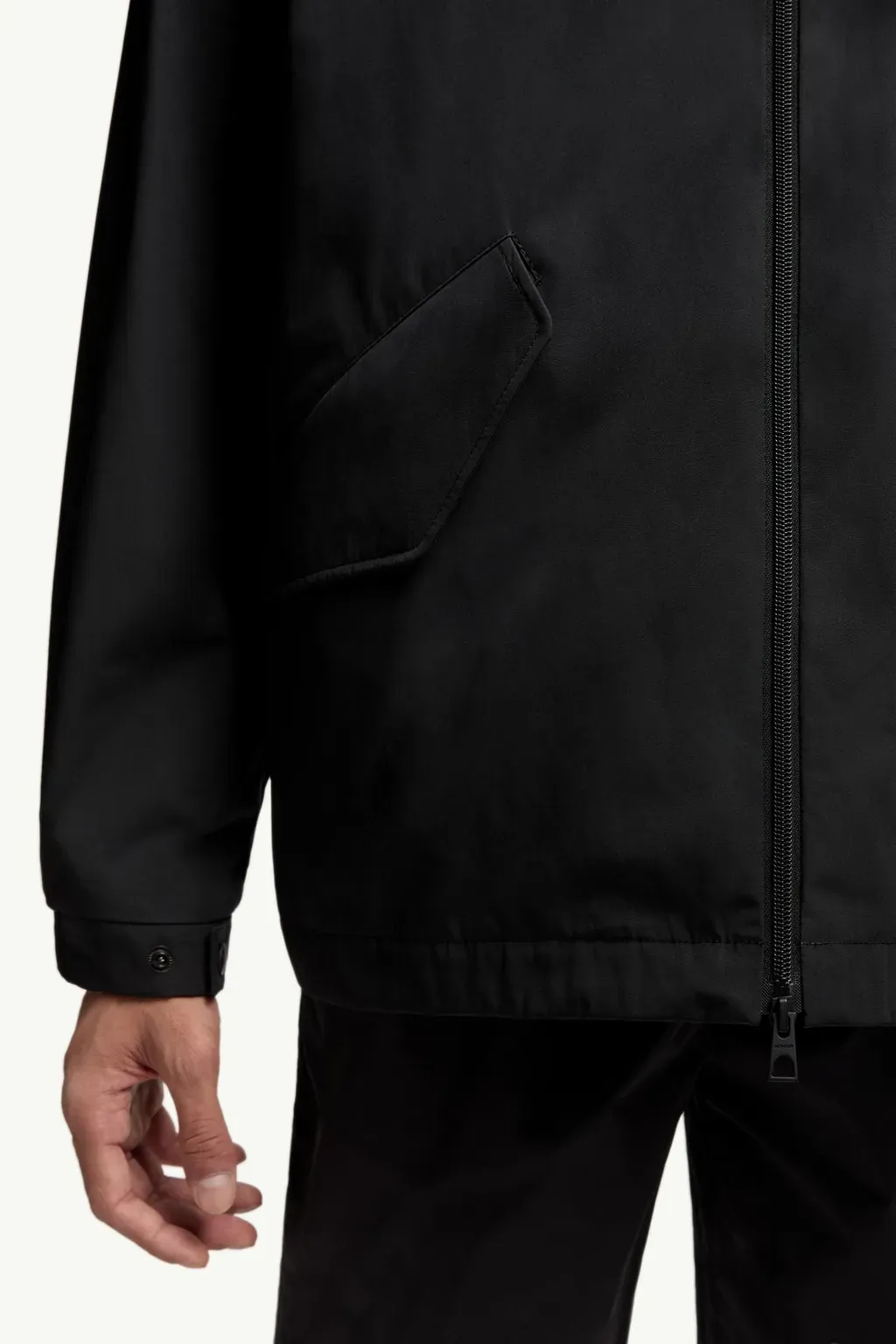 Iraclia Hooded Windbreaker
