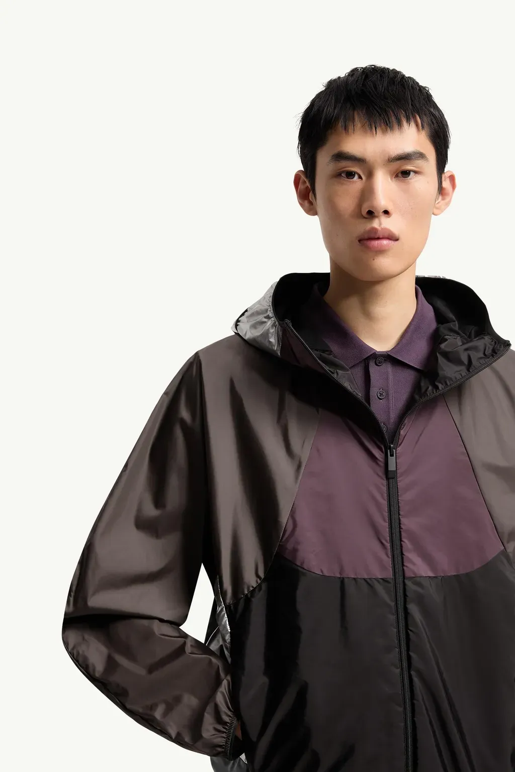 Sormiou Packable Hooded Windbreaker