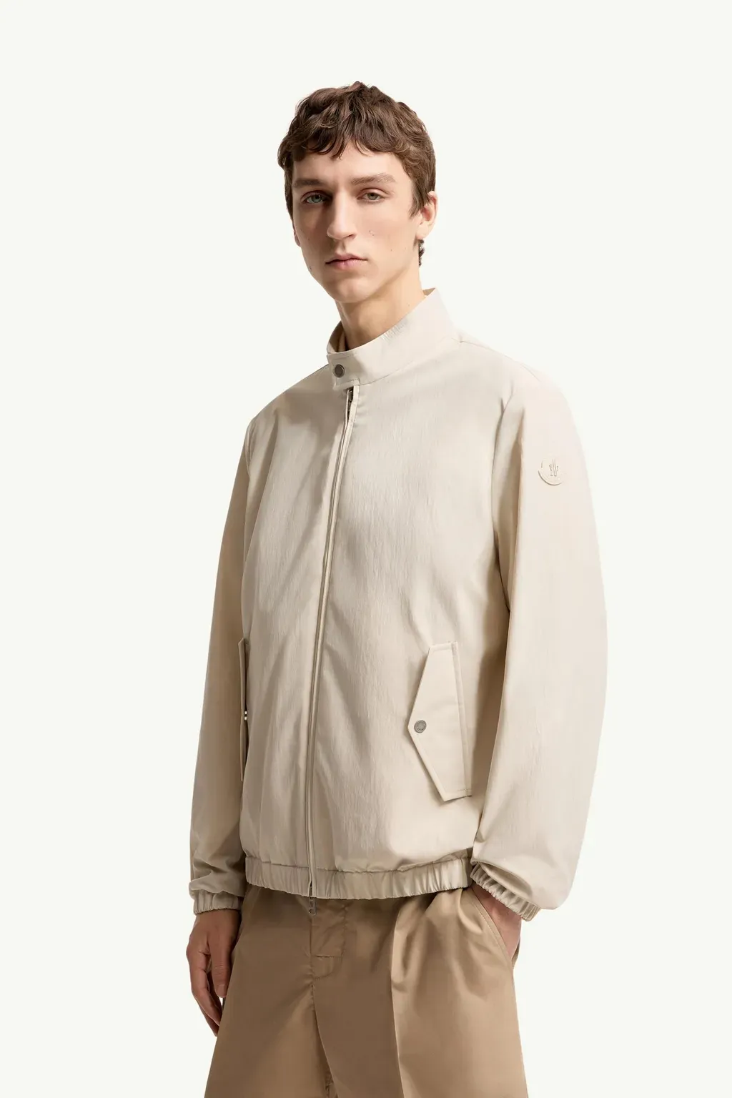 Typeray Windbreaker