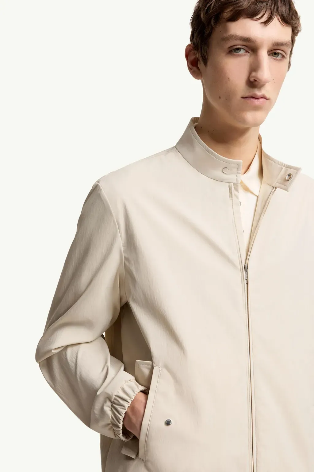 Typeray Windbreaker