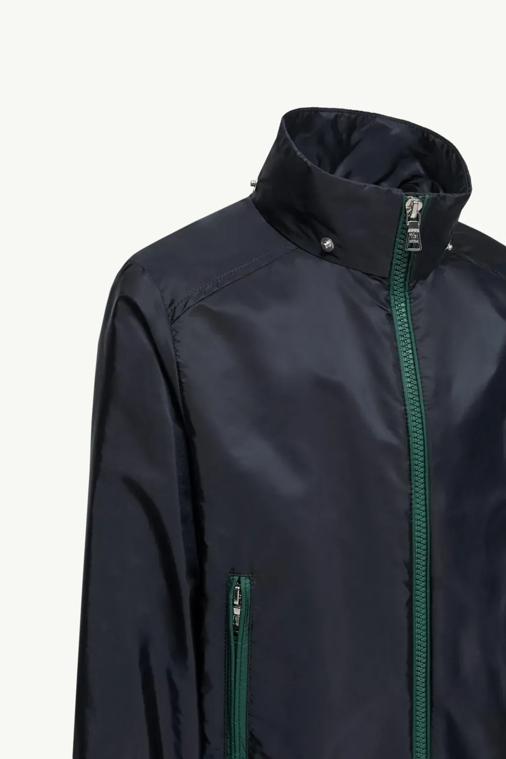 Hooded Banu Rain Jacket