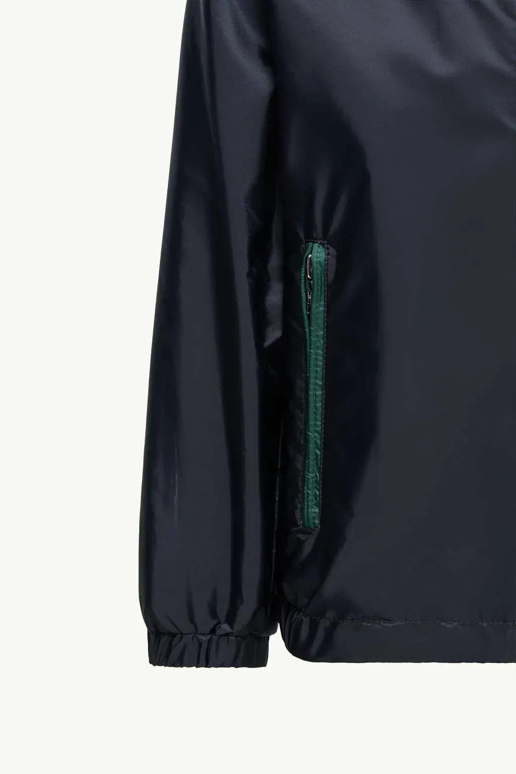 Hooded Banu Rain Jacket