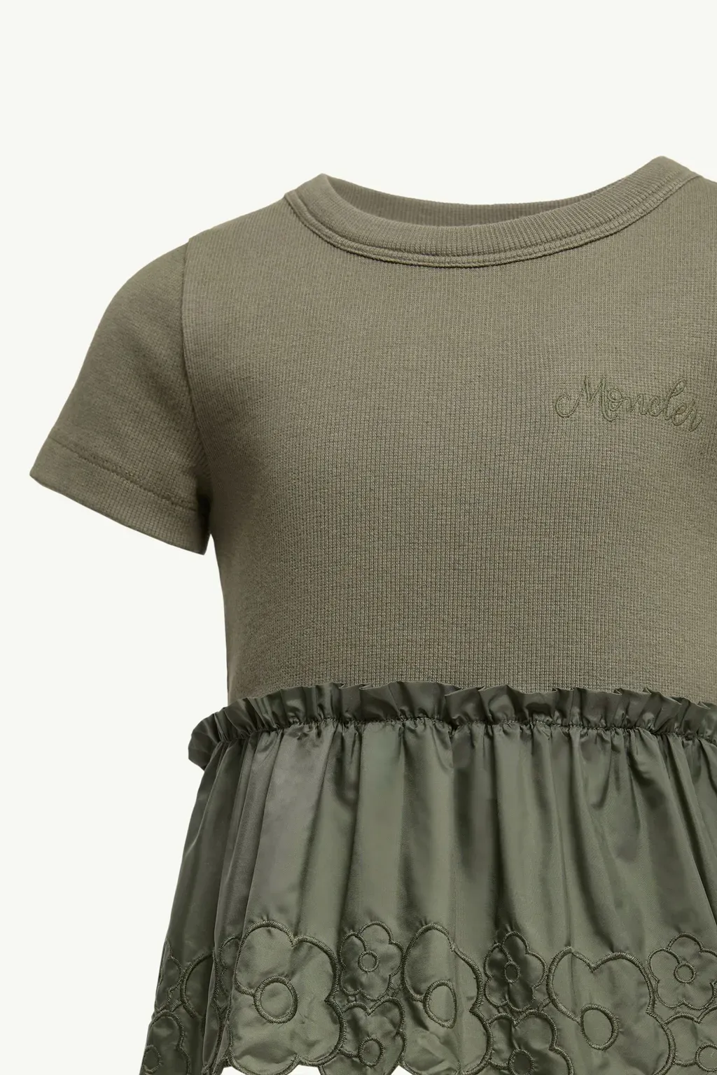 Embroidered Flowers Pleated T-Shirt