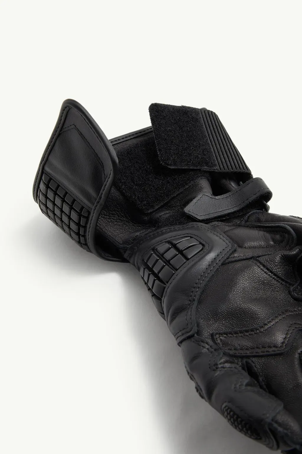 Moncler X A$Ap Rocky Leather Gloves