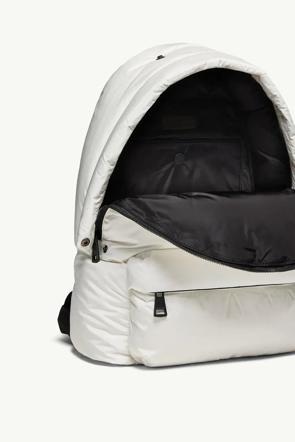 Caradoc Backpack With Hood