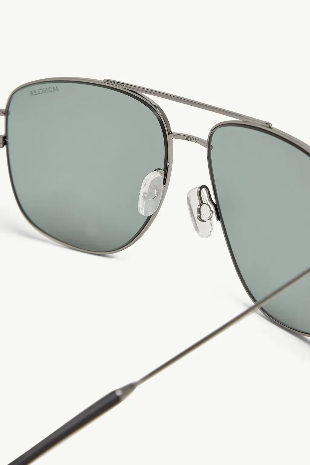 Alumni Pilot Sunglasses