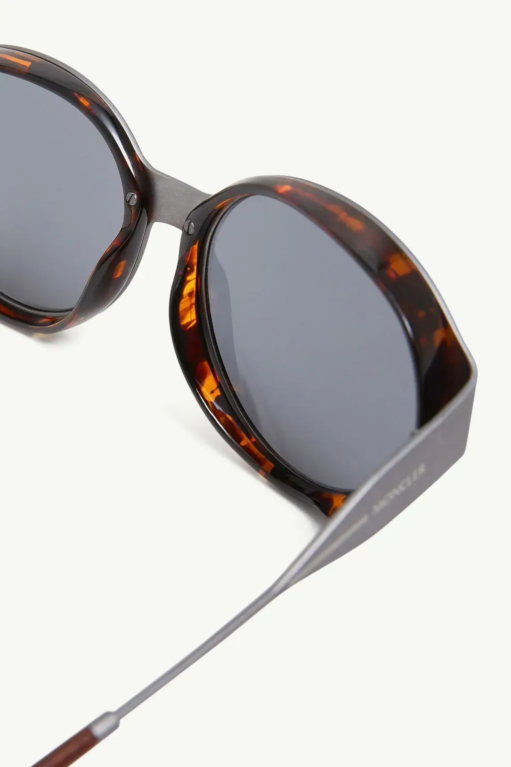 Auros Round Sunglasses