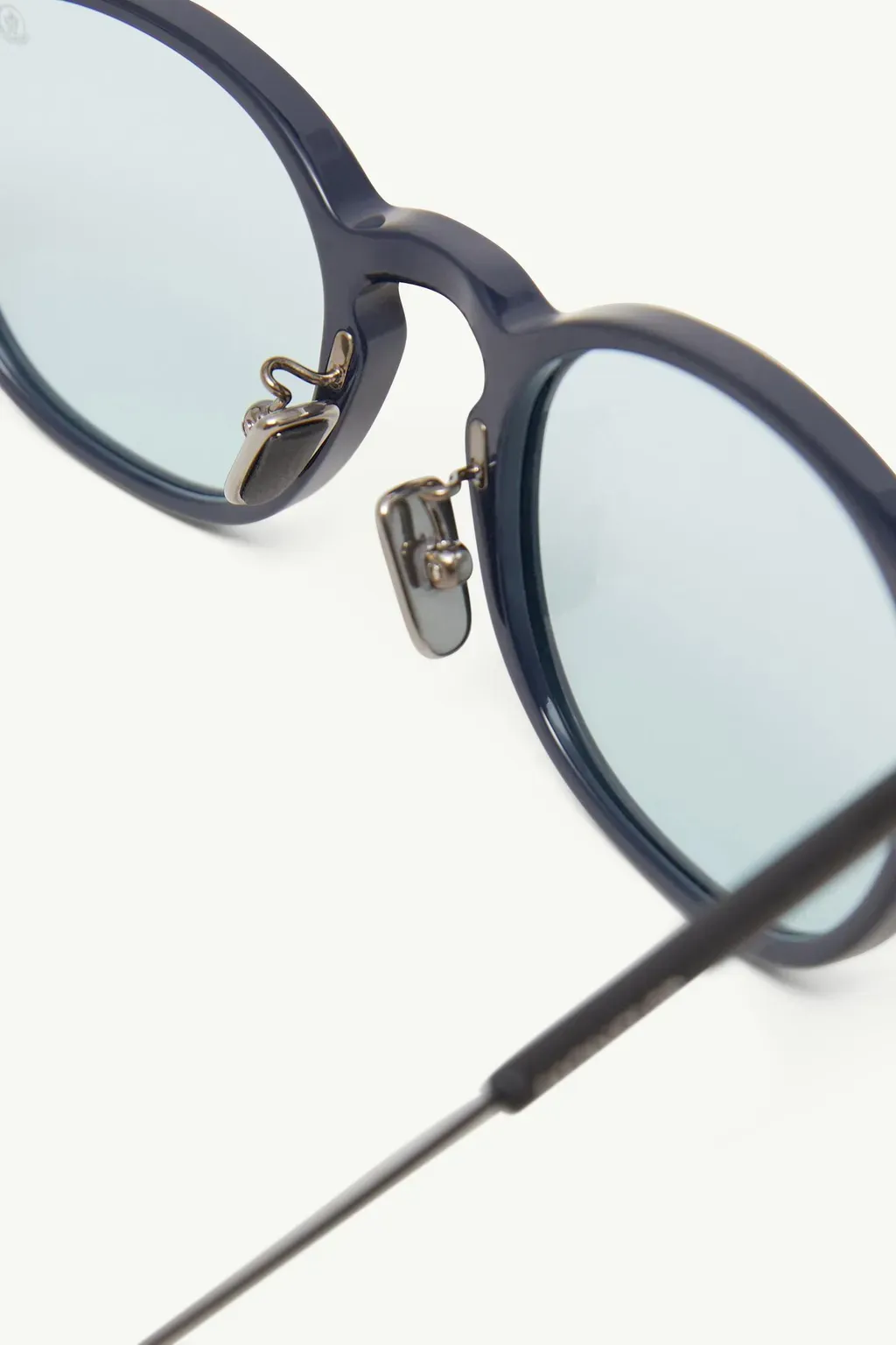 Barbb Round Sunglasses
