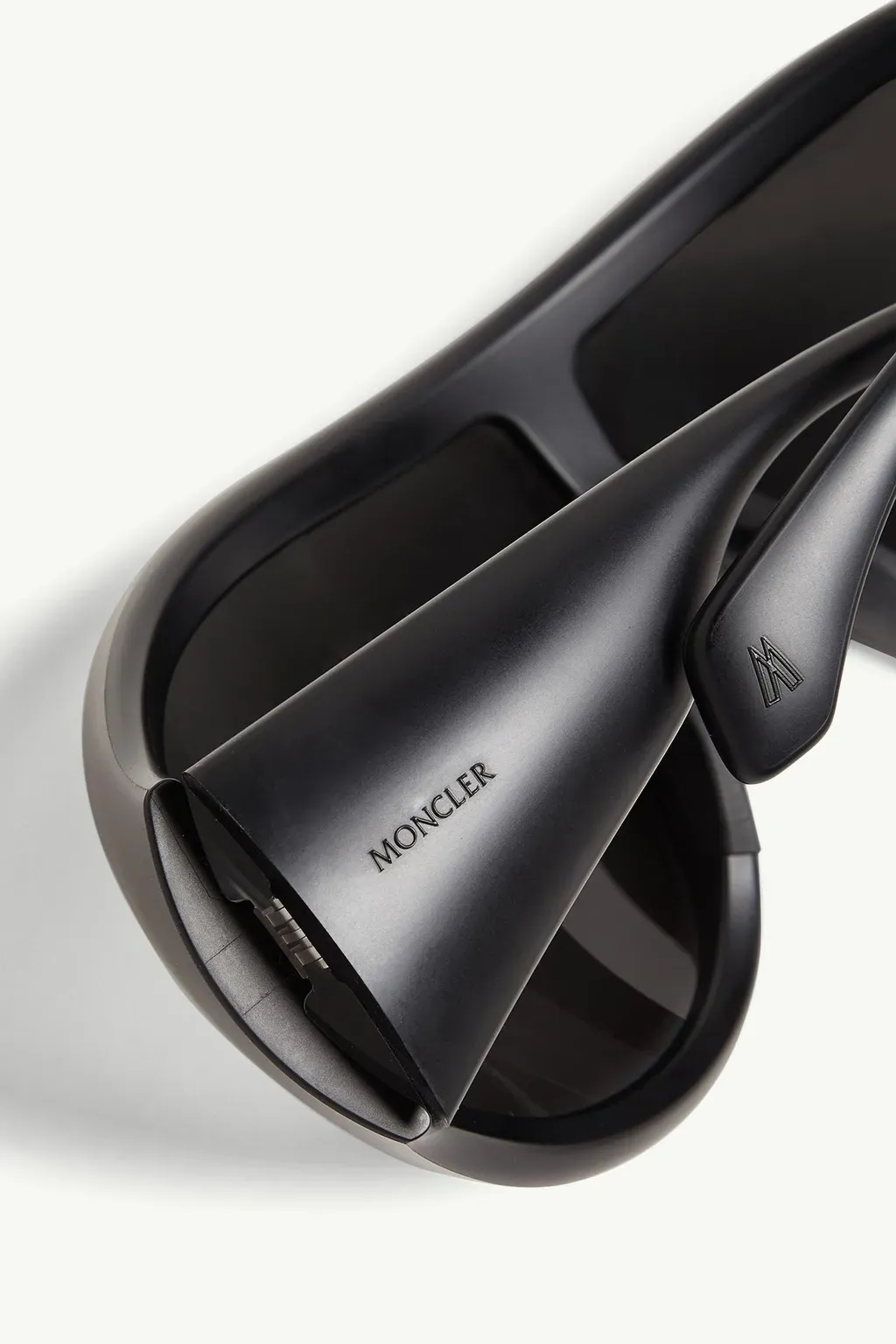 Cloche Sunglasses