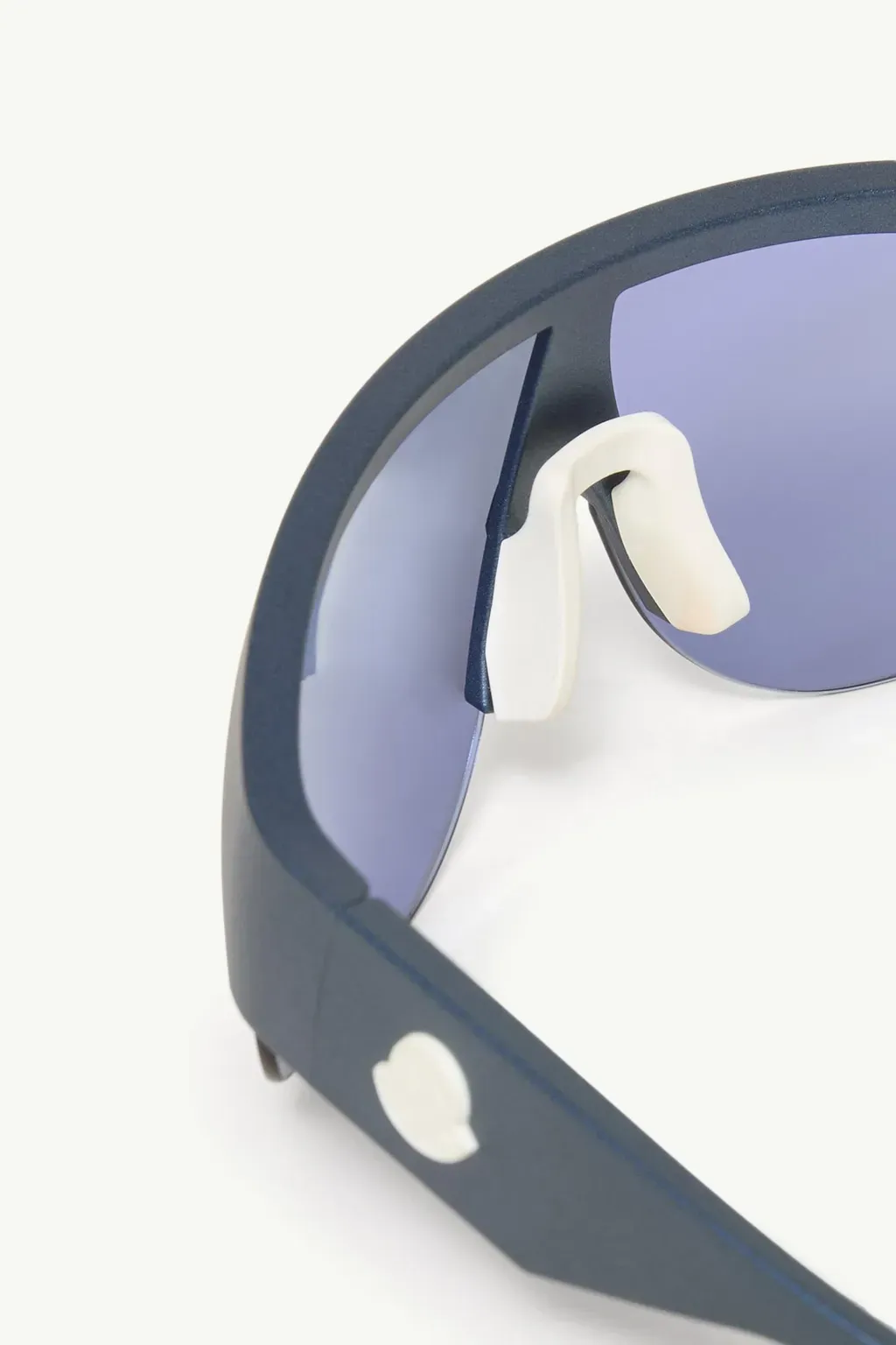 Myrr Oval Sunglasses