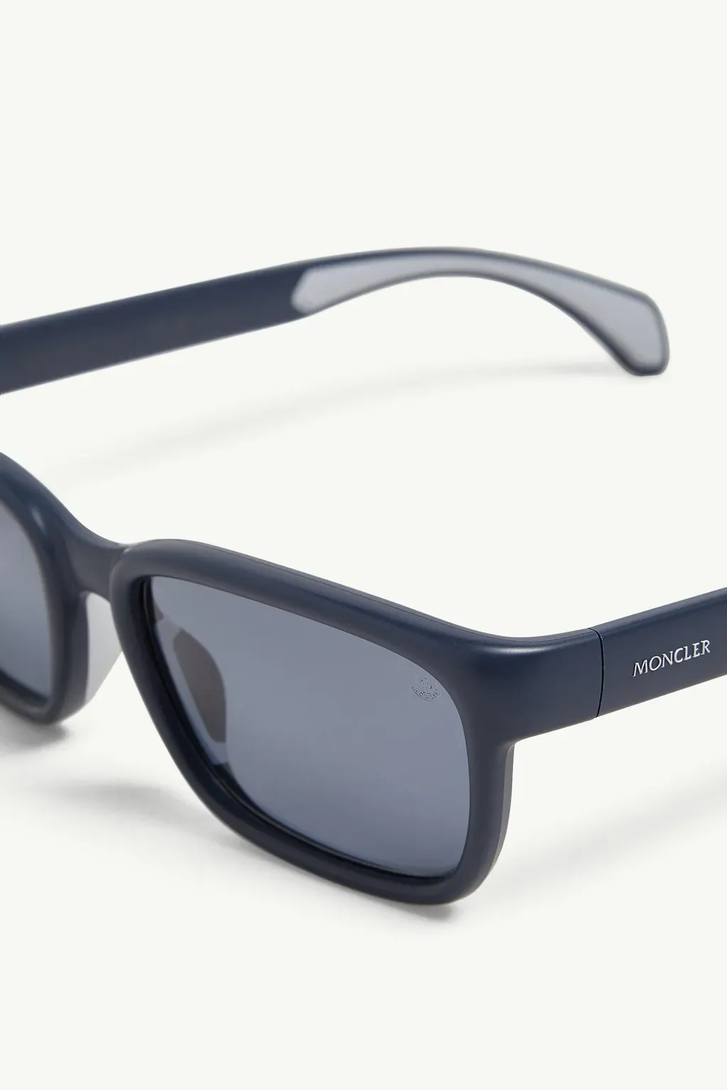 Slicka Rectangular Sunglasses