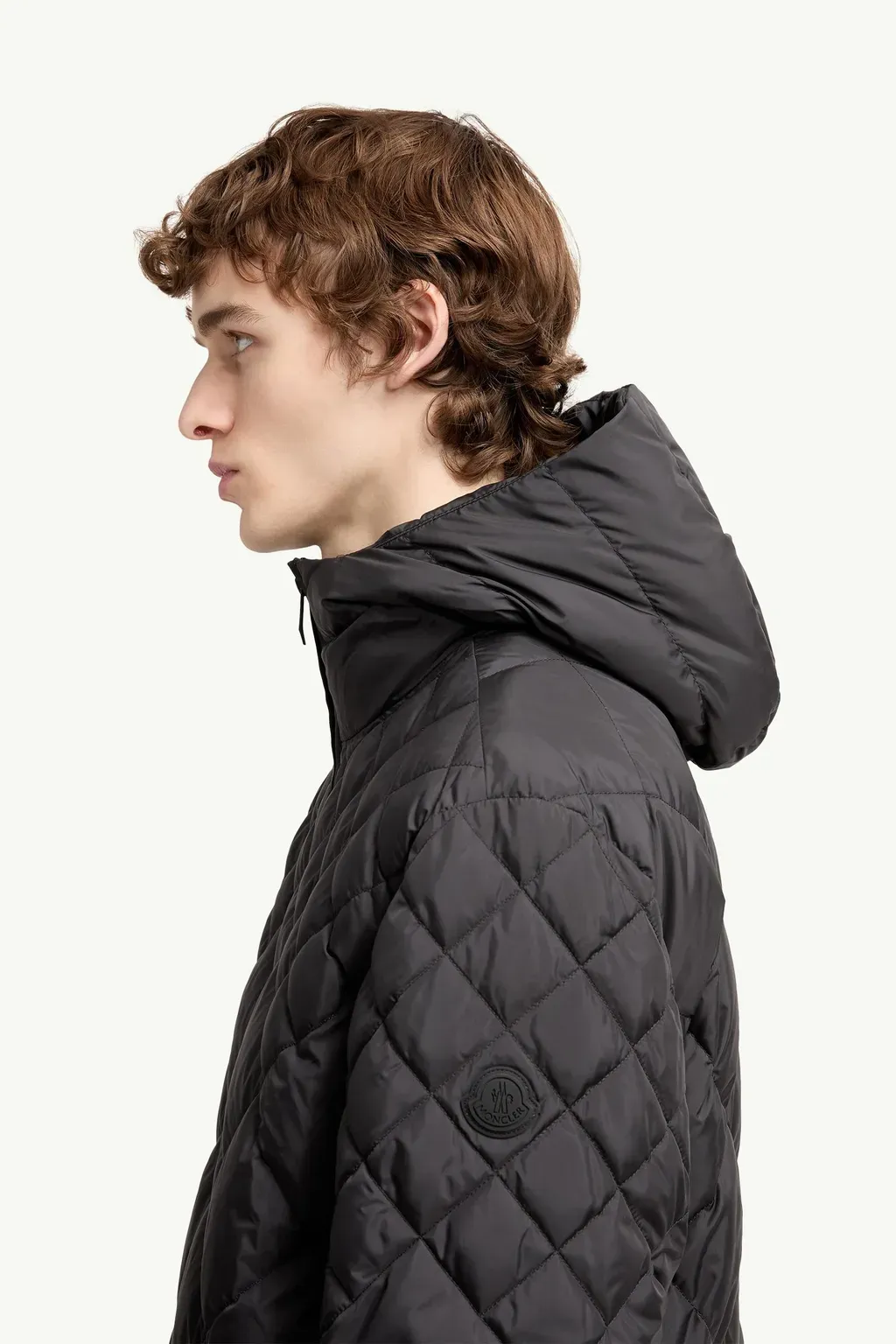 Merak Geometric-Quilted Hooded Short Down Jacket