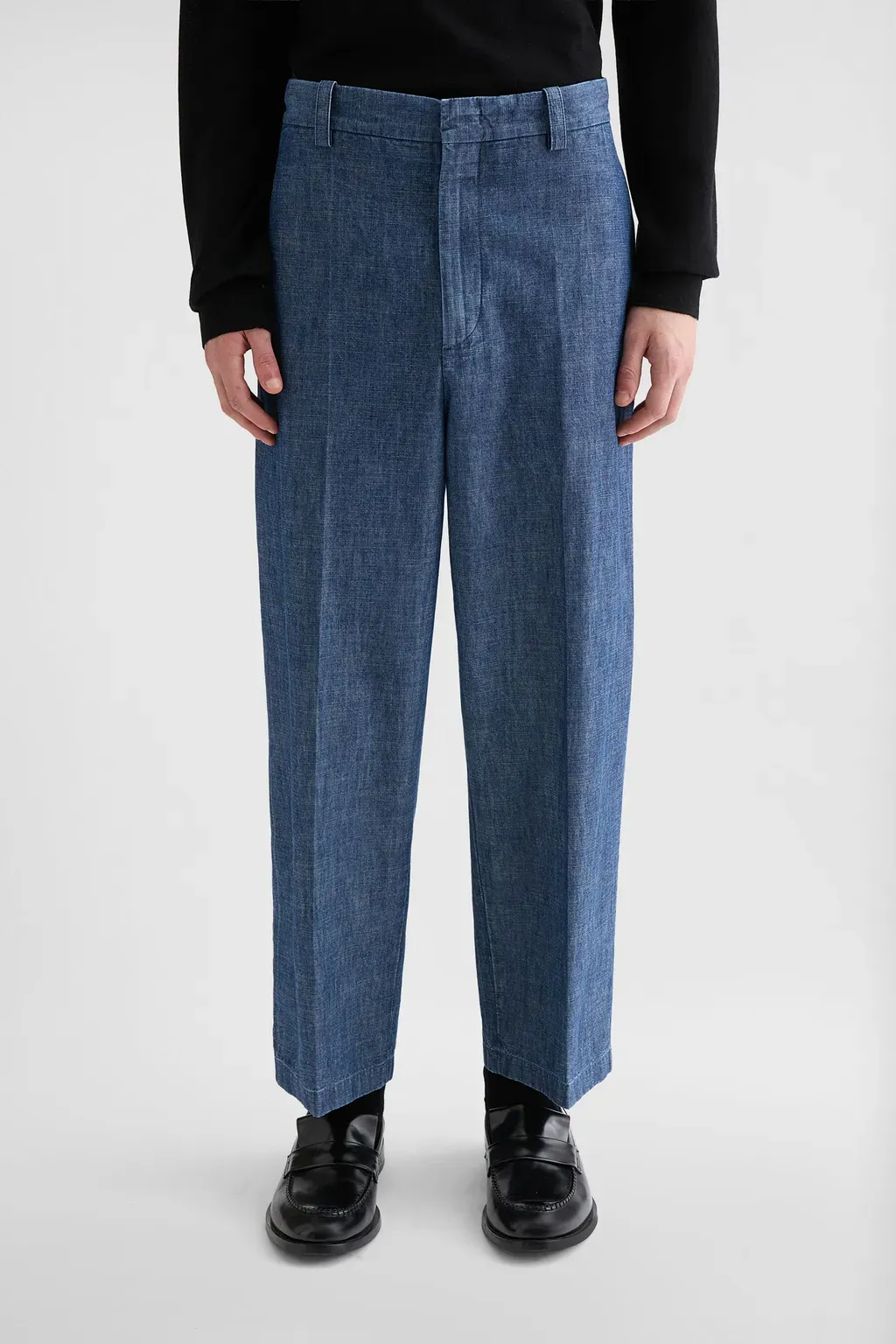 Cotton Chambray Tapered Trousers