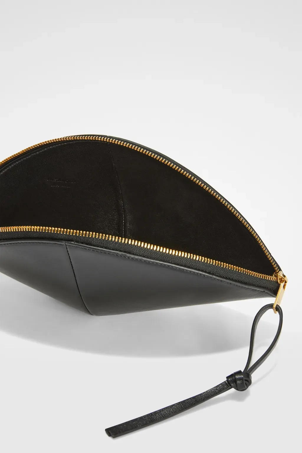 Curve Clutch Medium