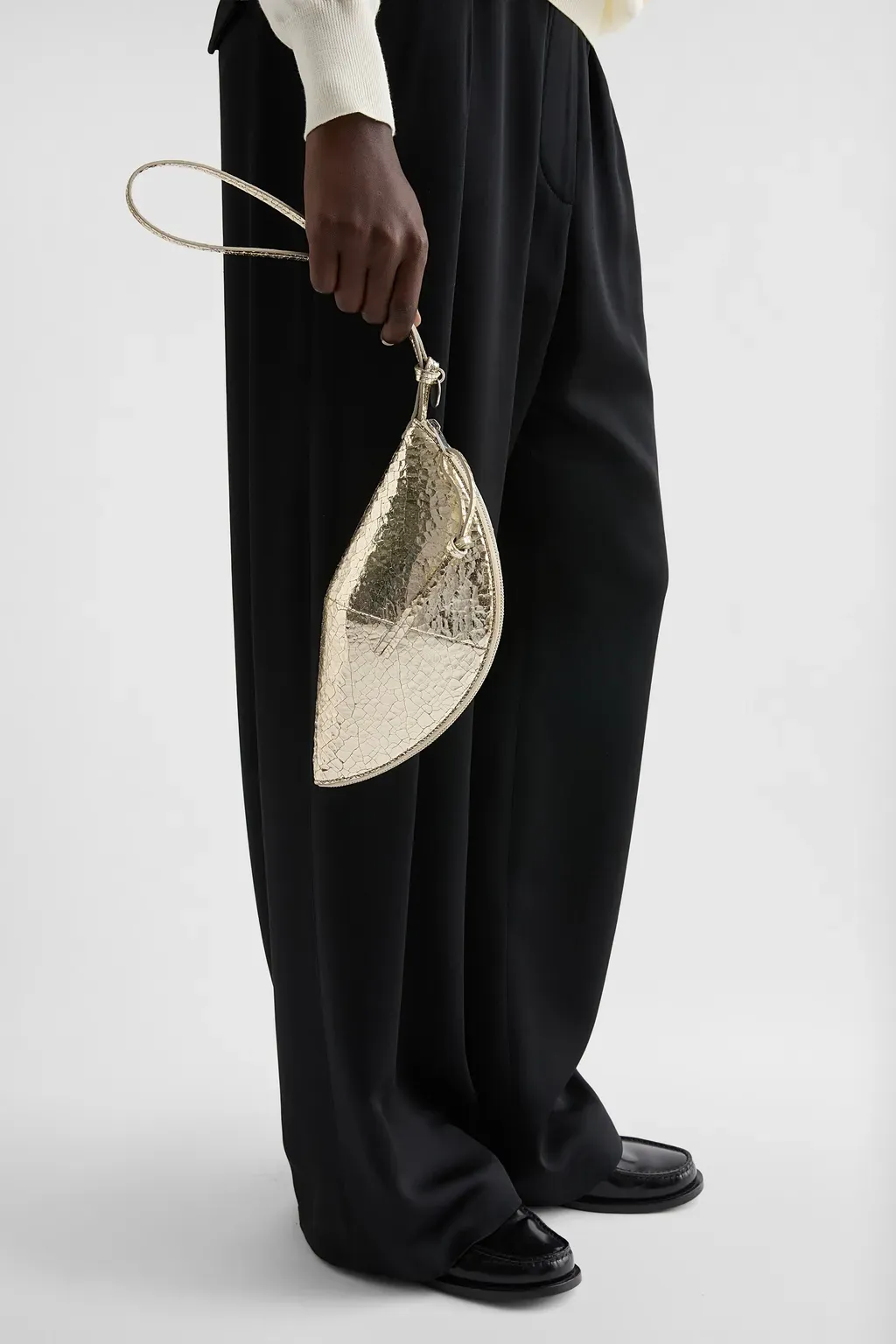 Curve Clutch Medium