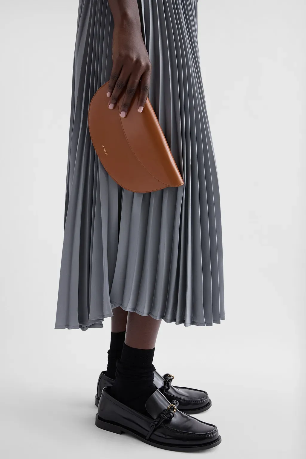 Curve Wallet With Strap