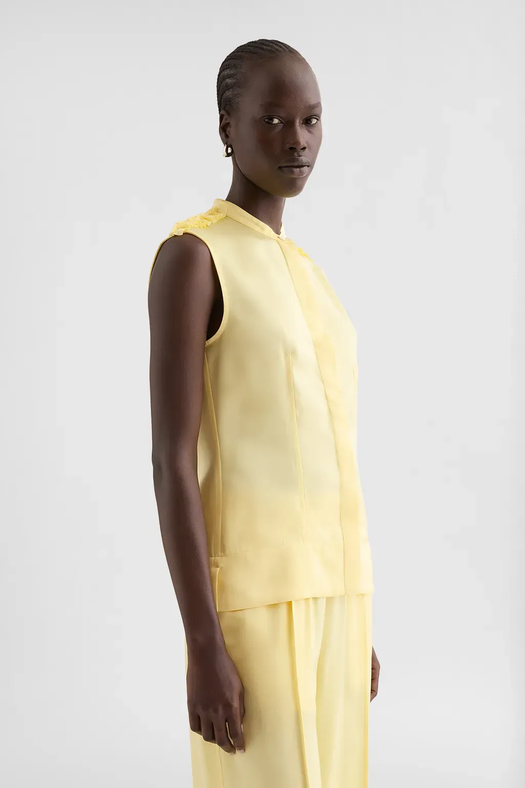 Fluid Viscose Ruffle Top