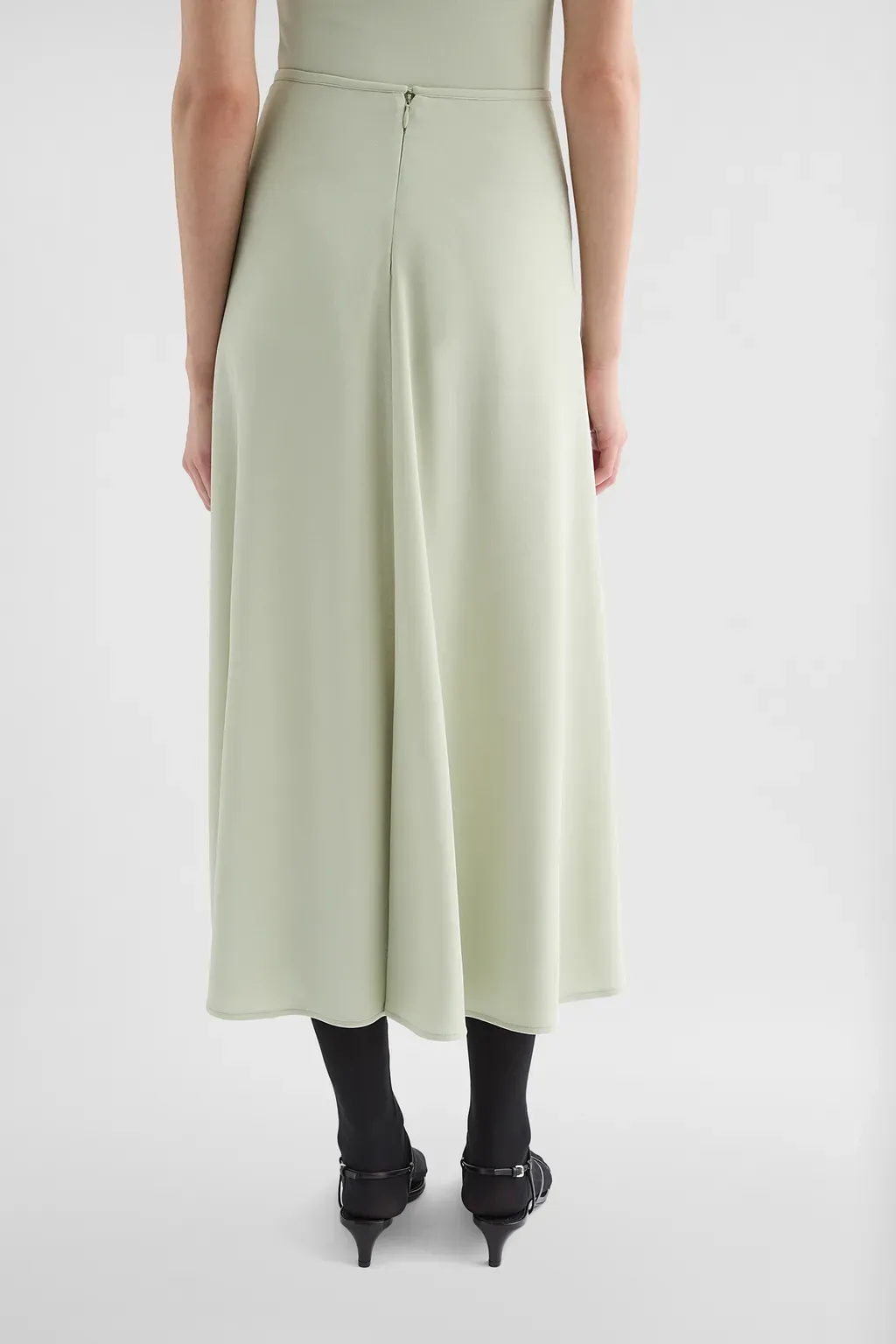 Fluid Viscose Skirt