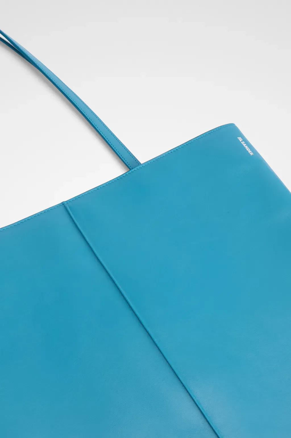 Linea Tote