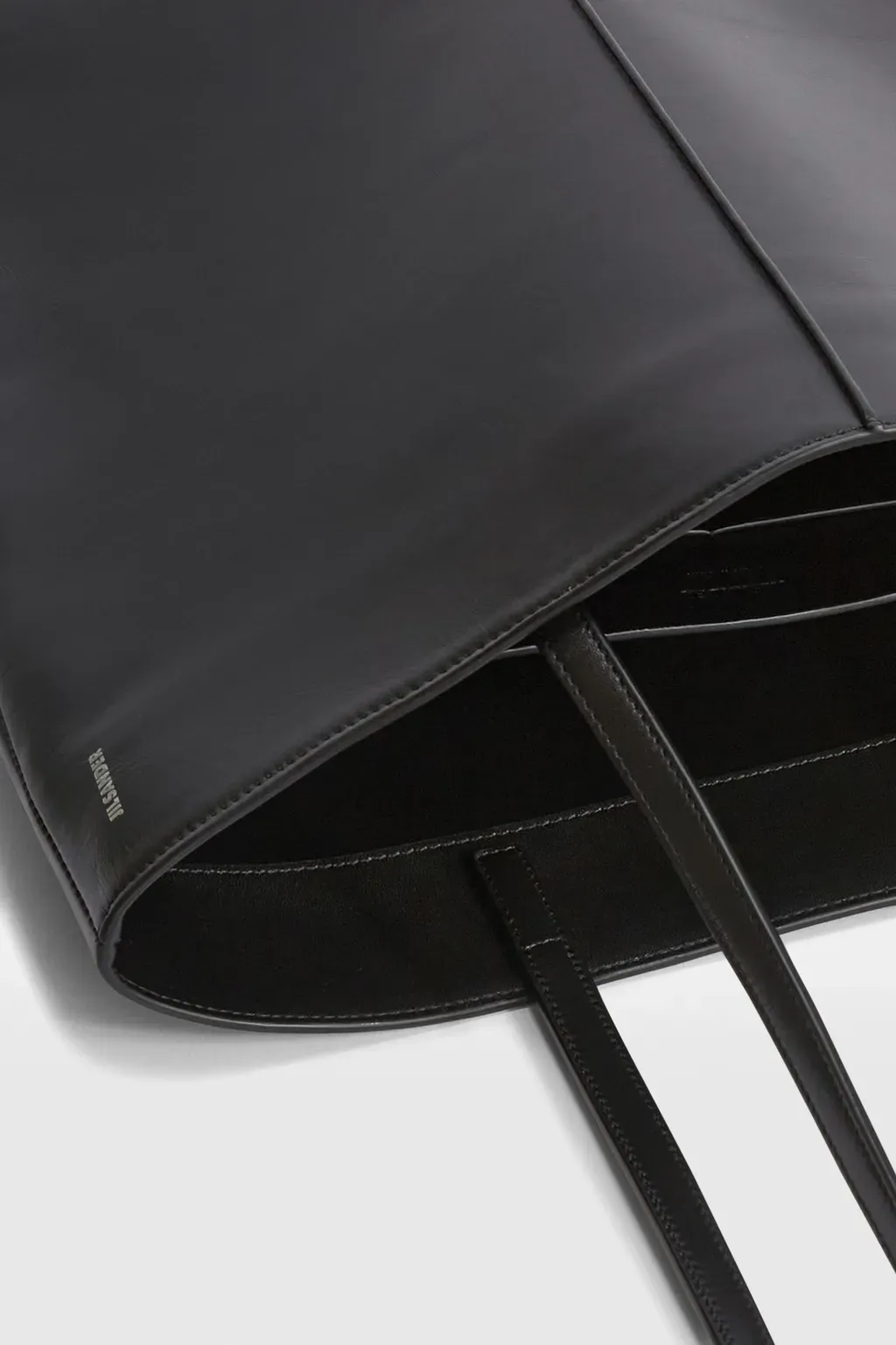 Linea Tote