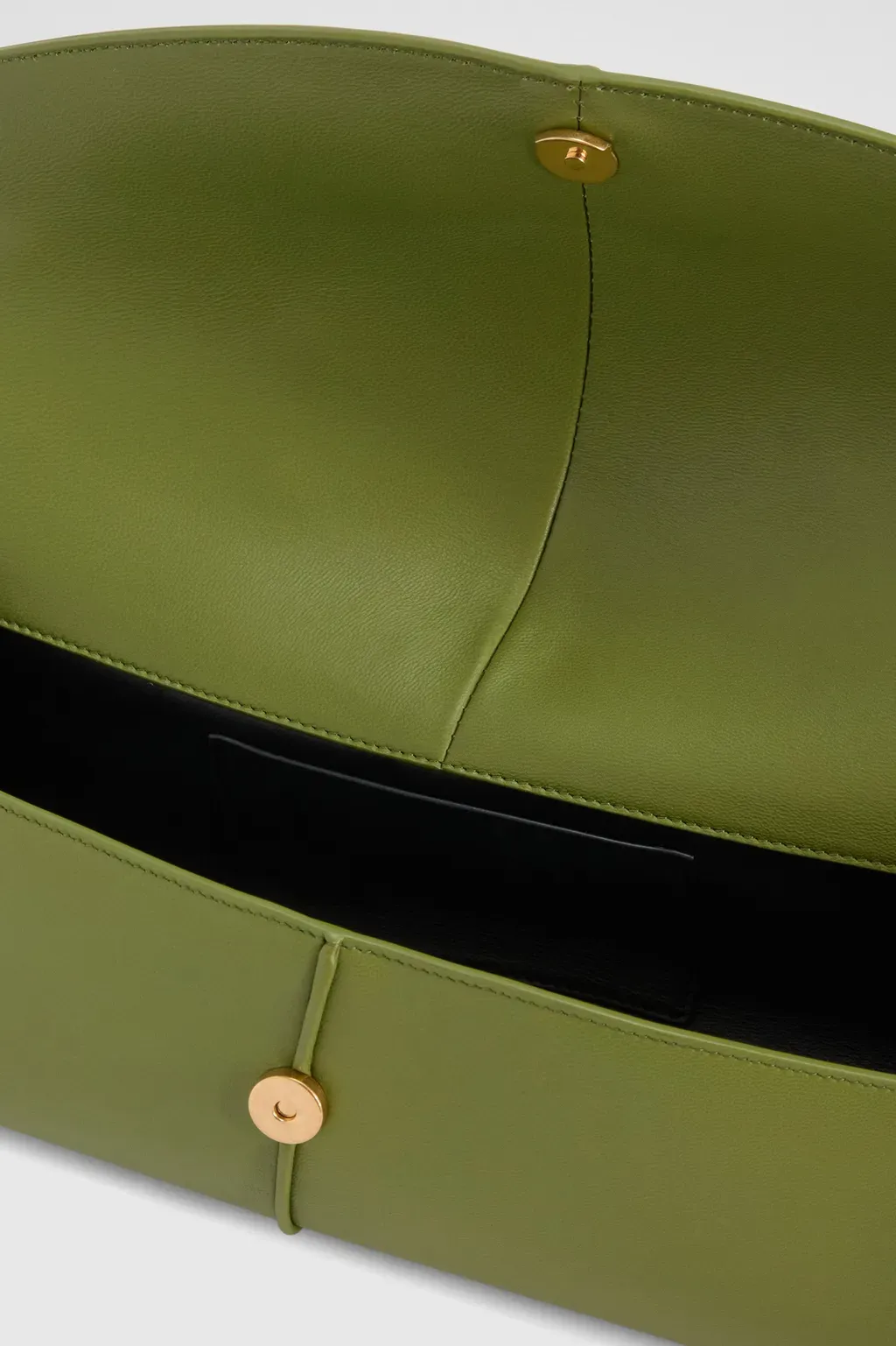 Linea Shoulder