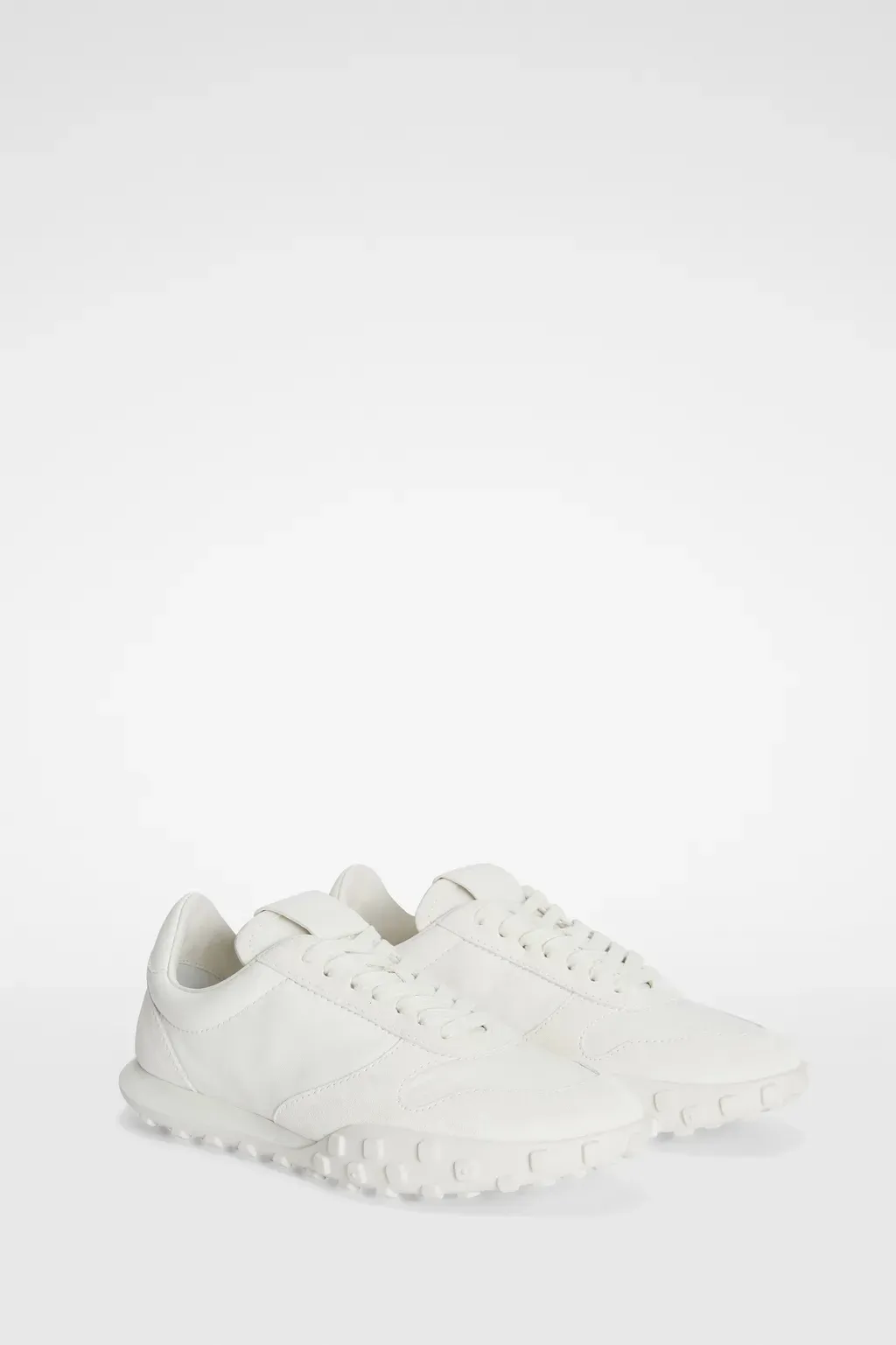Moon Sneaker