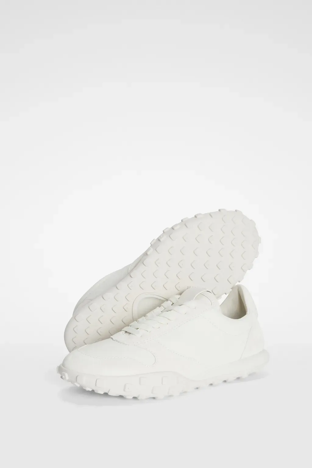 Moon Sneaker