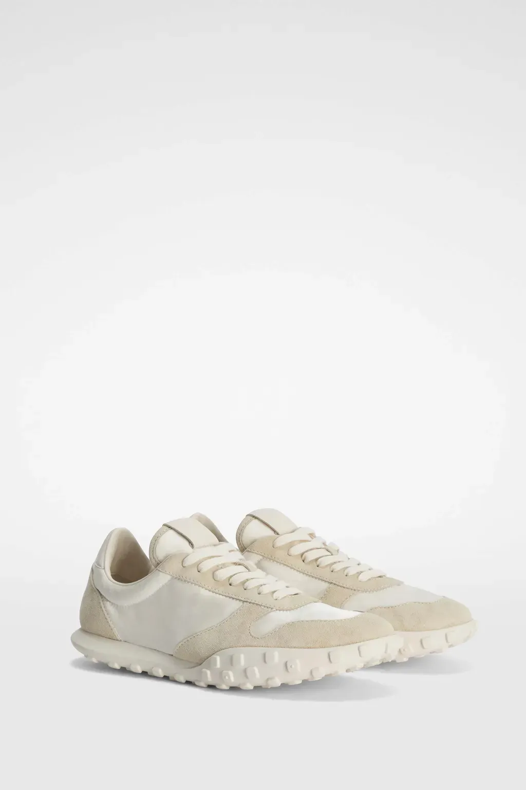 Moon Sneaker