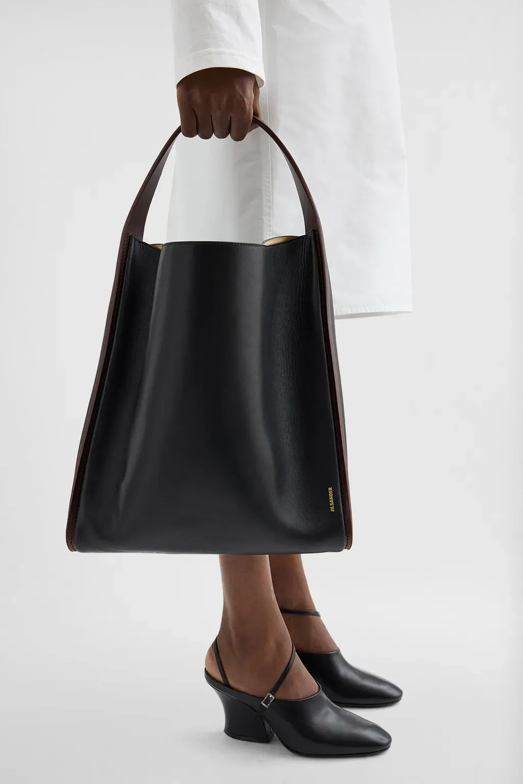 Pivot Tote