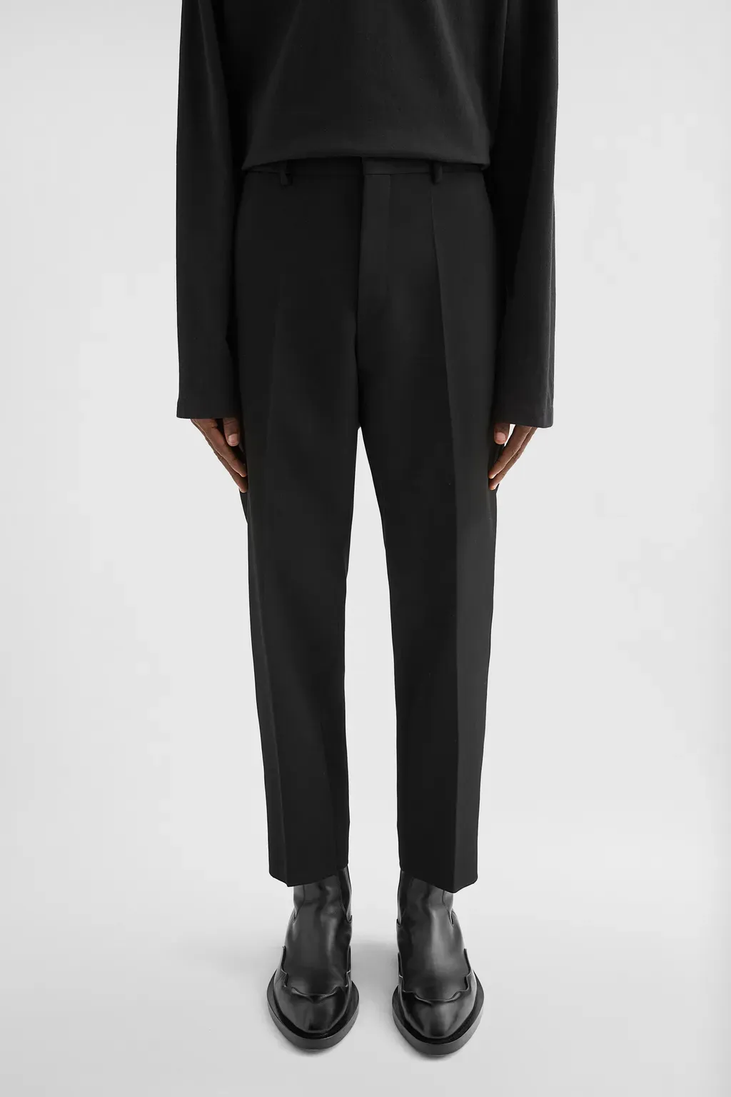 Wool Gabardine Tapered Trousers