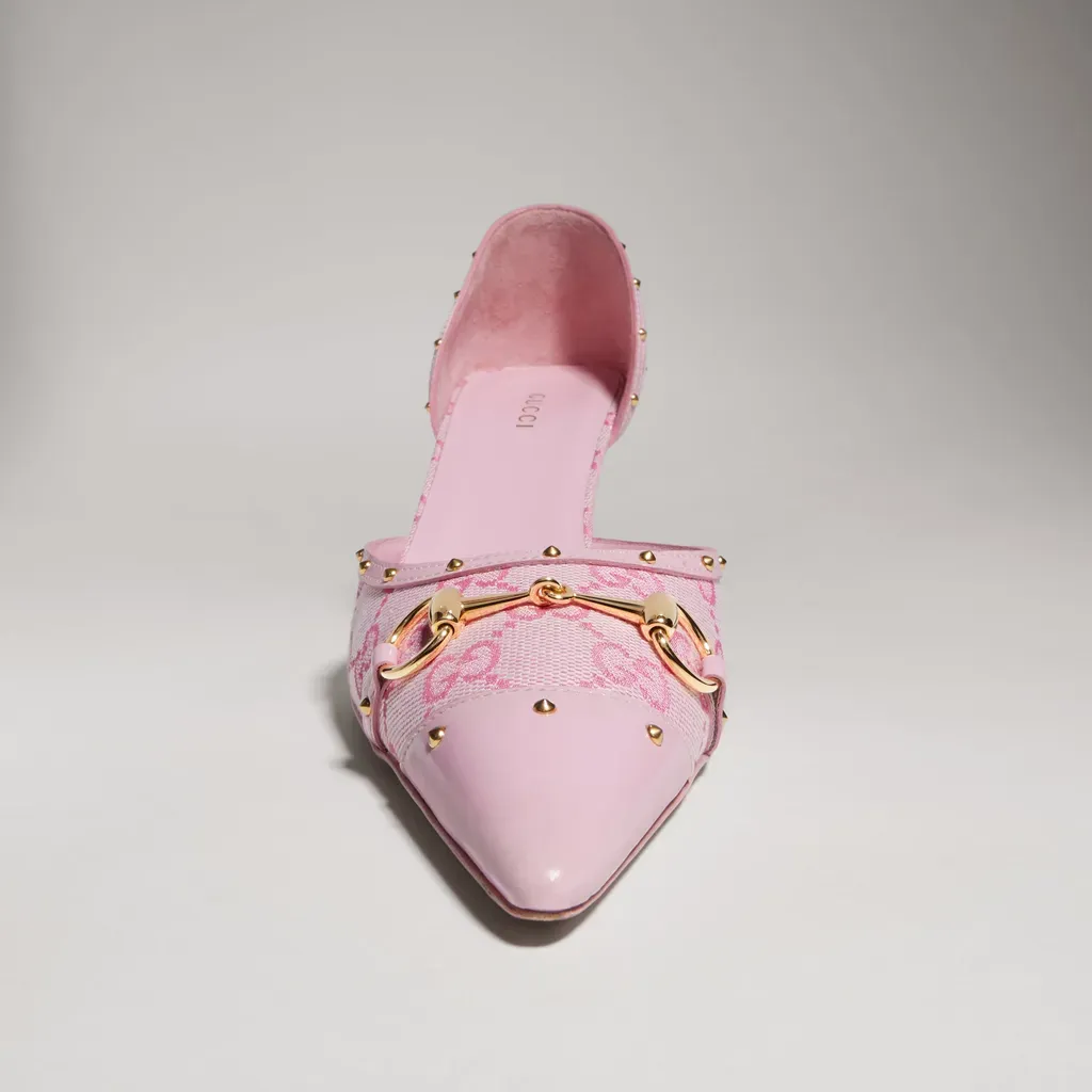 Savoy Pump