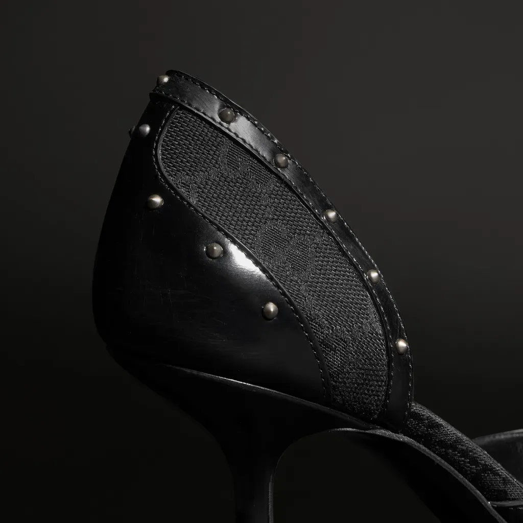 Savoy Pump