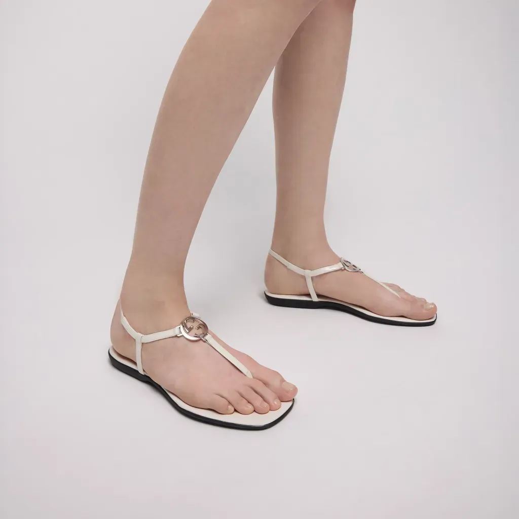 Thong Sandal With Interlocking G