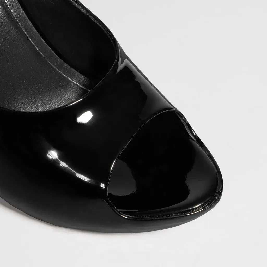 Stiletto Platform Slide