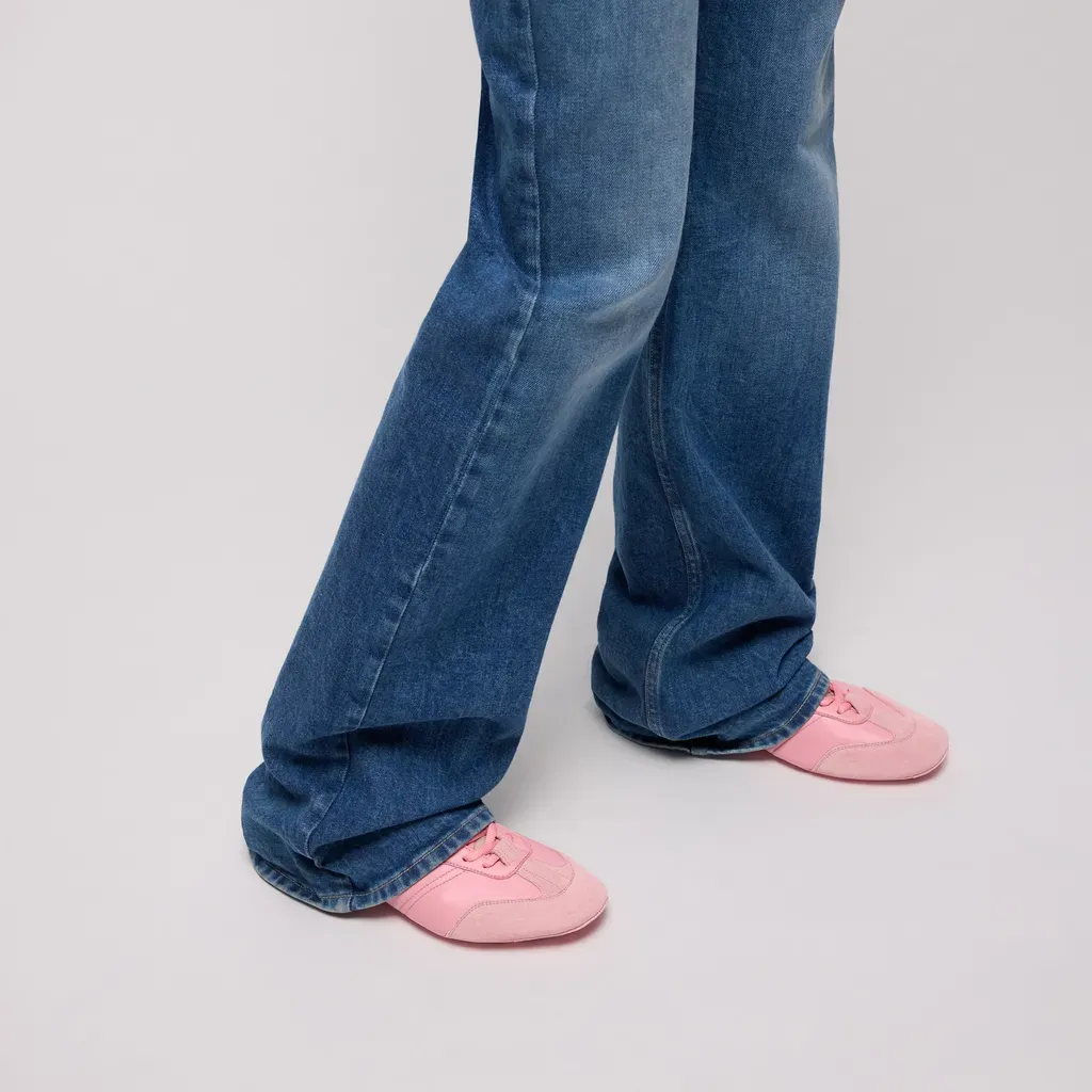 Flex Sneaker