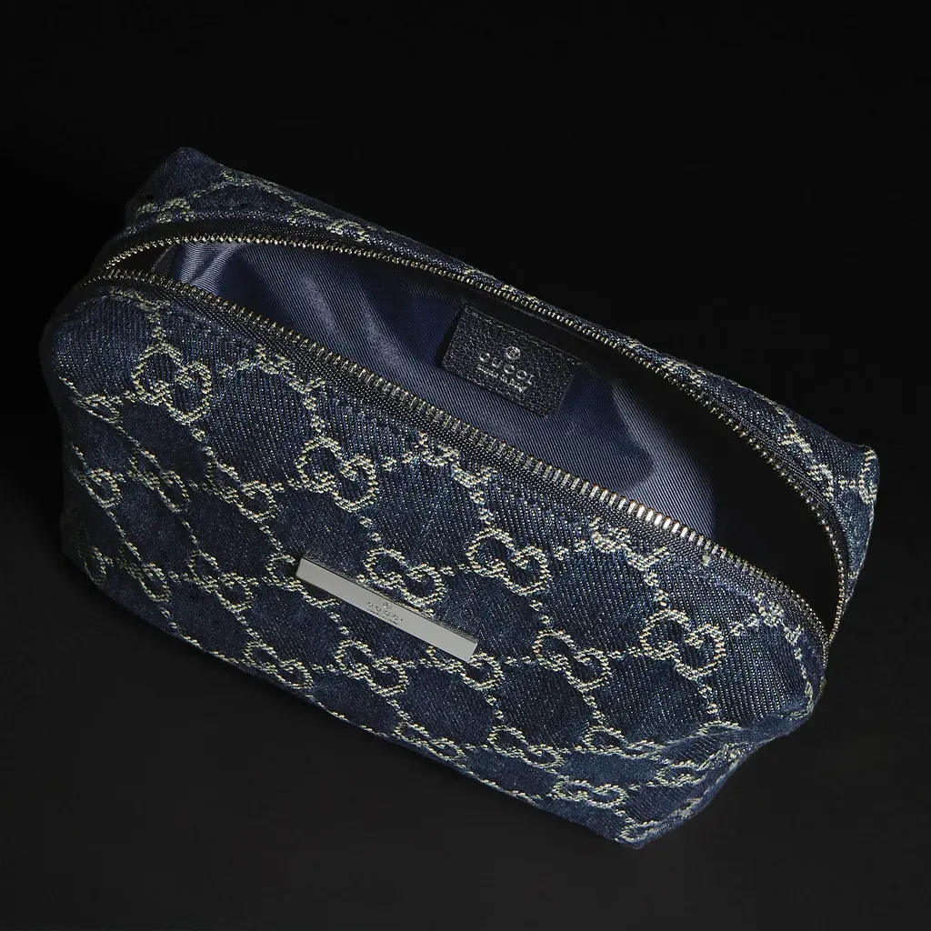 Medium Cosmetic Case With Gucci Plaque