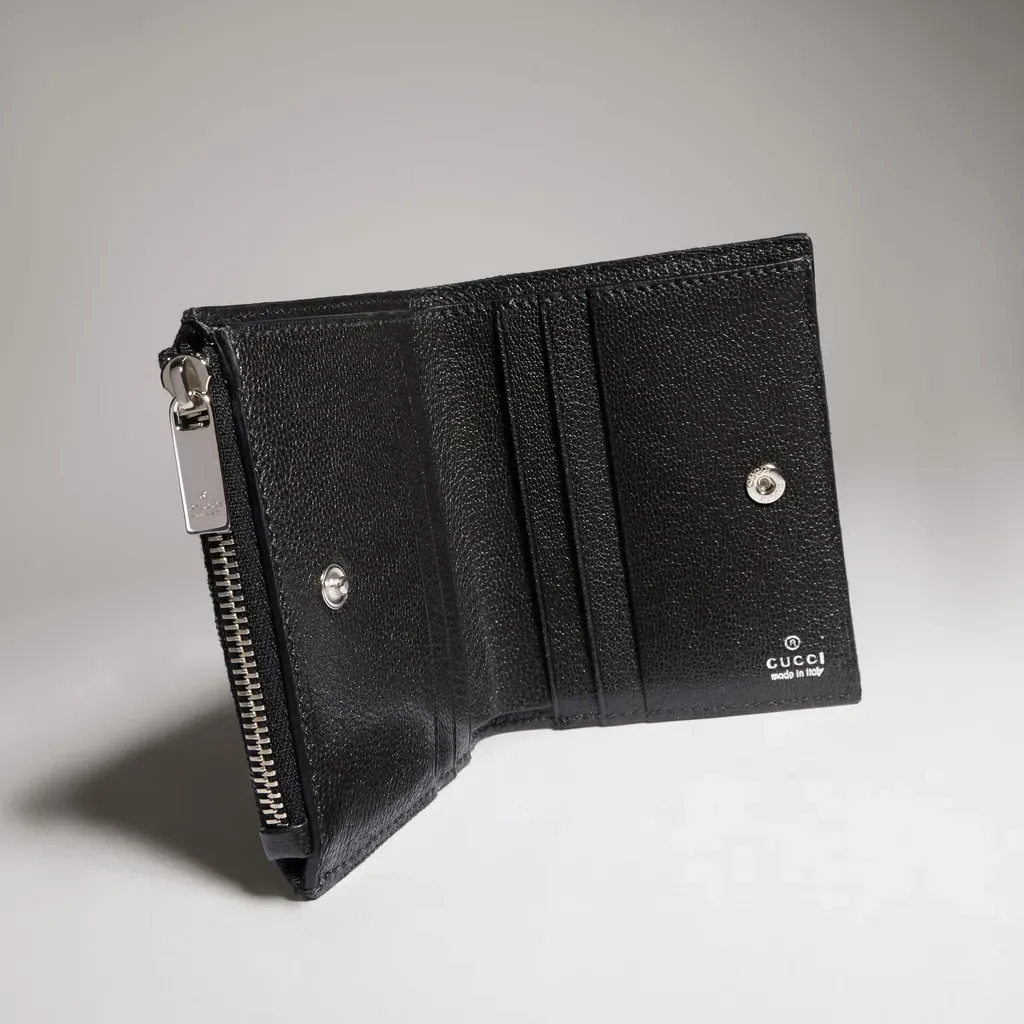 Small Wallet With Gucci Plaque