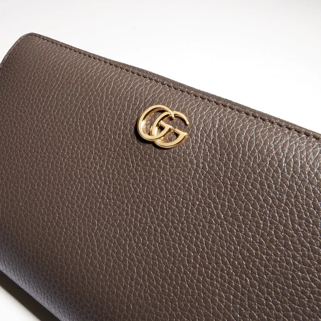 Bi-Color Gg Marmont Zip Around Wallet