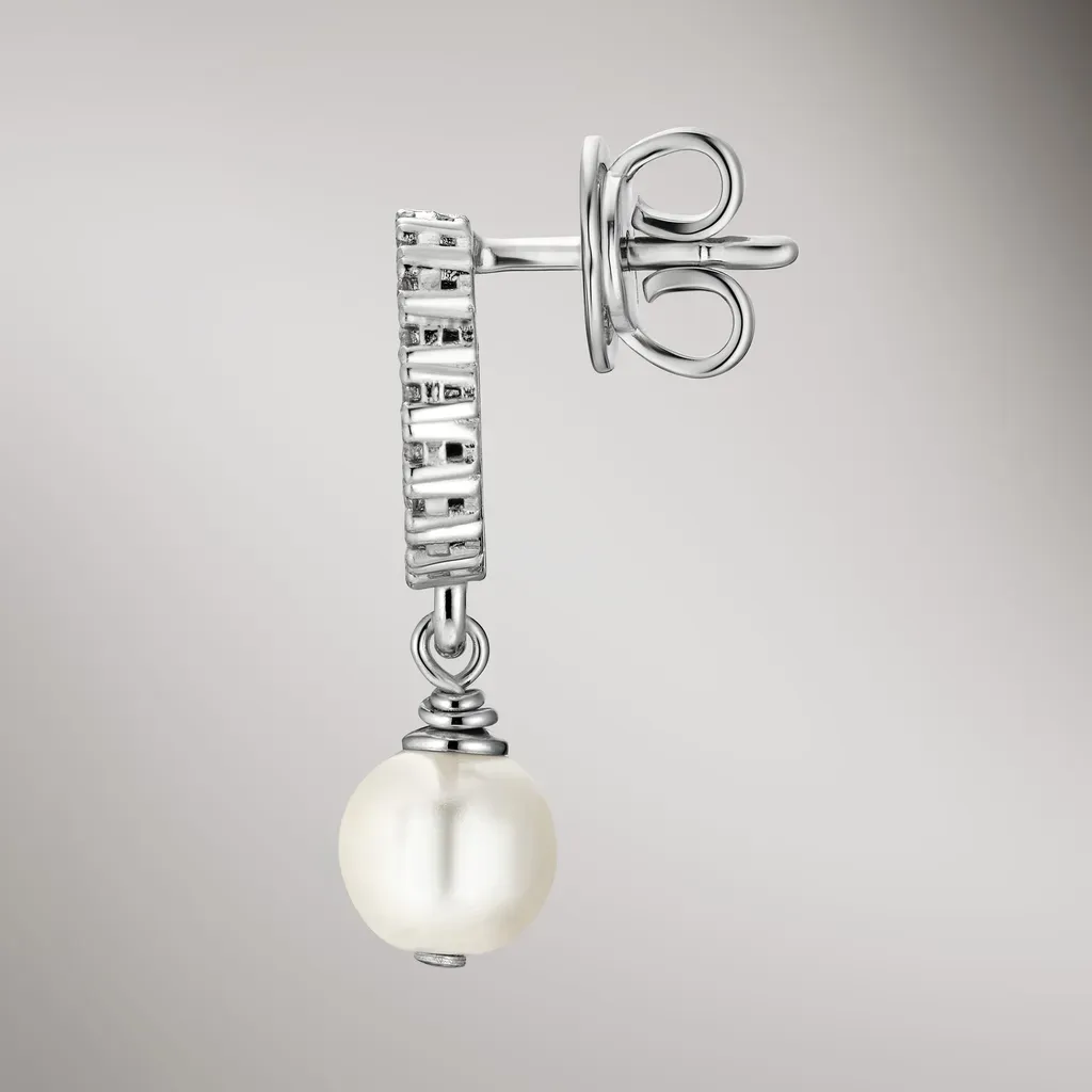 Crystal And Pearl Earrings