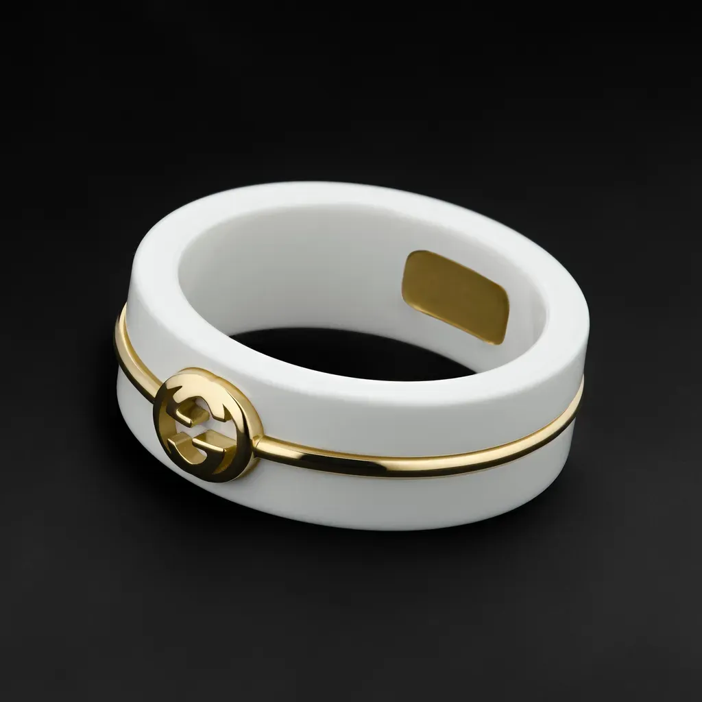 Gucci Interlocking Zirconia Ring