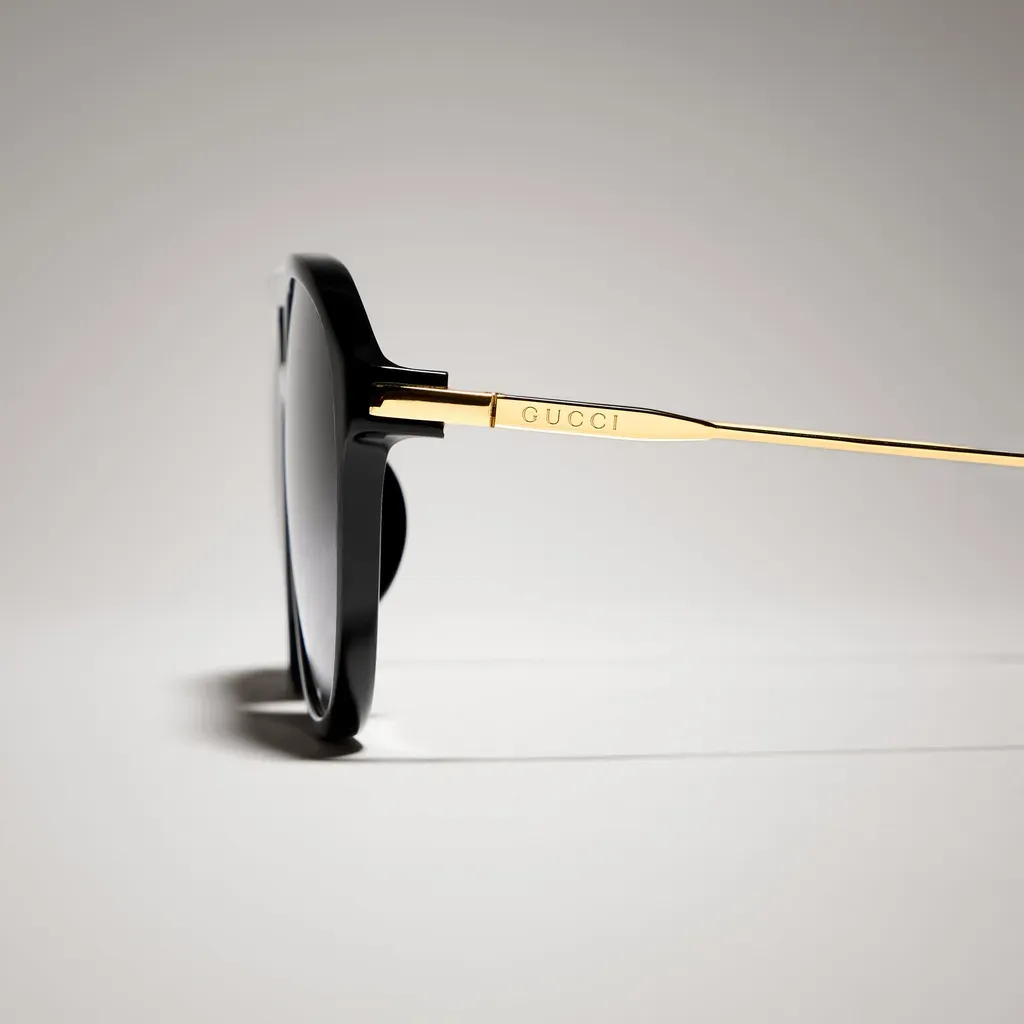 Low Nose Bridge Fit Navigator Sunglasses