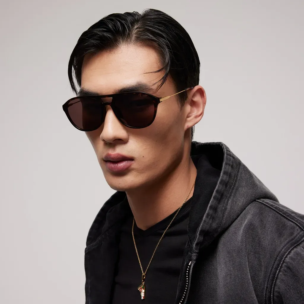 Low Nose Bridge Fit Navigator Sunglasses