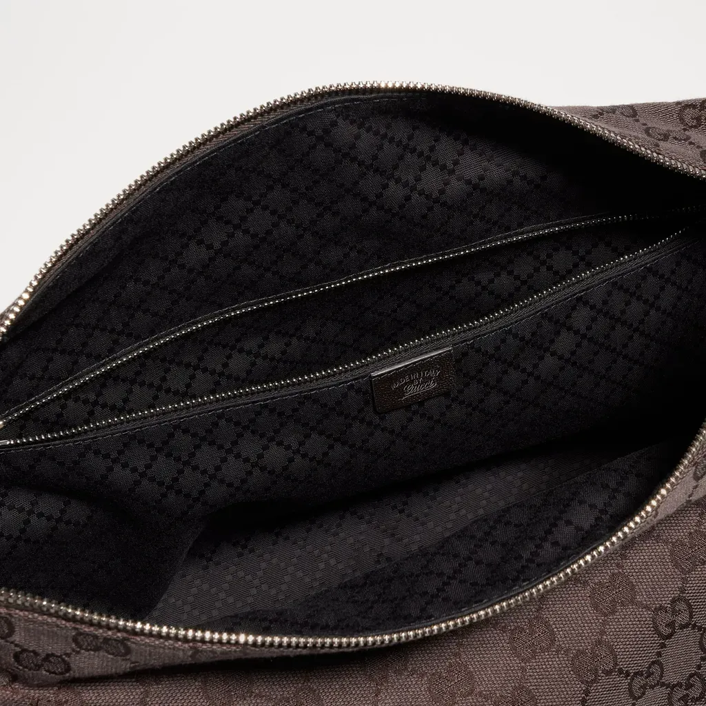 Brera Medium Crossbody Bag