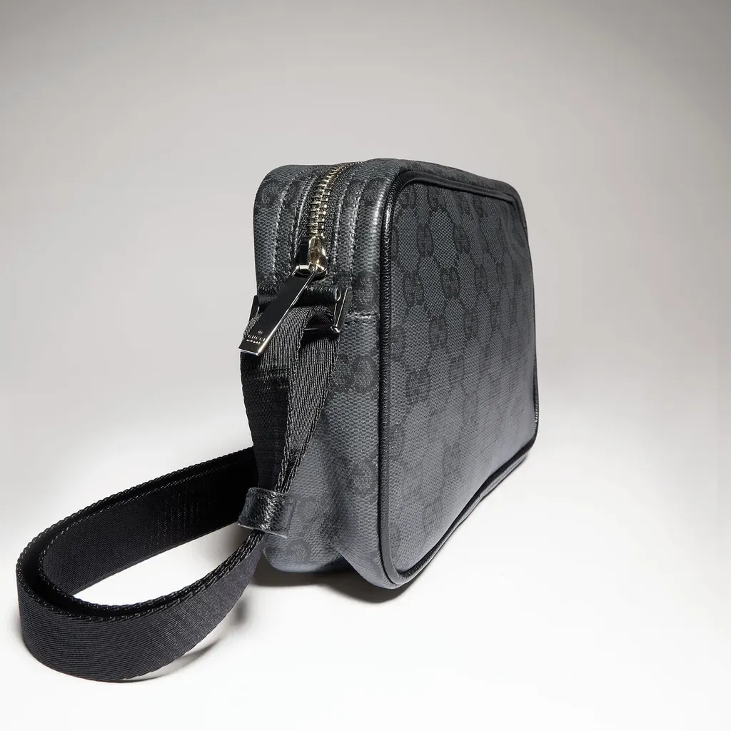 Gucci Essence Classic Mini Bag